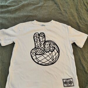 Kenzo White Tee with Black & Gray Globe Patch